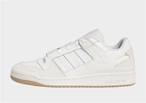 Adidas forumChi non si informa adeguatamente in anticipo corre il rischio di ricevere adidas forum che non hanno la funzione desiderata o sono realizzati con materiali di qualità inferiore. Se volete un prodotto che soddisfi al meglio le vostre aspettative, dovreste provare un adidas forum.
  <p>Per i prodotti si possono trovare test online e confronti tra i prodotti.  I confronti tra i prodotti possono aiutare a confrontare le diverse funzioni o proprietà dei diversi prodotti. Di seguito, spieghiamo perché la ricerca è importante e di cosa si dovrebbe essere consapevoli quando si acquista un articolo.
</p>

<h2>Acquisto di Adidas forum - criteri importanti</h2>

<p>Una lista di controllo può aiutarti a evitare di dover cercare informazioni sui prodotti su decine di siti web. Di seguito è riportato un esempio di una lista di controllo che può aiutarvi a trovare il prodotto giusto. Importanti criteri di acquisto includono, ad esempio:
</p><ul>
<li>Opinioni dei clienti</li>
<li>Confronti dei prezzi</li>
<li>Dettagli del prodotto</li>
<li>Termini e condizioni di consegna</li>
<li>Domande dei clienti e risposte dei marchi</li>
</ul>
<h2>Qual è l