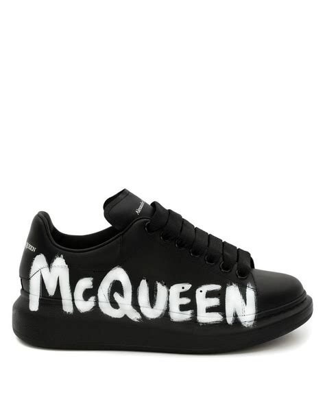 Alexander mcqueen nuoveChi non si informa adeguatamente in anticipo corre il rischio di ricevere alexander mcqueen nuove che non hanno la funzione desiderata o sono realizzati con materiali di qualità inferiore. Se volete un prodotto che soddisfi al meglio le vostre aspettative, dovreste provare un alexander mcqueen nuove.
  <p>Per i prodotti si possono trovare test online e confronti tra i prodotti.  I confronti tra i prodotti possono aiutare a confrontare le diverse funzioni o proprietà dei diversi prodotti. Di seguito, spieghiamo perché la ricerca è importante e di cosa si dovrebbe essere consapevoli quando si acquista un articolo.
</p>

<h2>Acquisto di Alexander mcqueen nuove - criteri importanti</h2>

<p>Una lista di controllo può aiutarti a evitare di dover cercare informazioni sui prodotti su decine di siti web. Di seguito è riportato un esempio di una lista di controllo che può aiutarvi a trovare il prodotto giusto. Importanti criteri di acquisto includono, ad esempio:
</p><ul>
<li>Opinioni dei clienti</li>
<li>Confronti dei prezzi</li>
<li>Dettagli del prodotto</li>
<li>Termini e condizioni di consegna</li>
<li>Domande dei clienti e risposte dei marchi</li>
</ul>
<h2>Qual è l