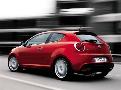 Alfa romeo mitoChi non si informa adeguatamente in anticipo corre il rischio di ricevere alfa romeo mito che non hanno la funzione desiderata o sono realizzati con materiali di qualità inferiore. Se volete un prodotto che soddisfi al meglio le vostre aspettative, dovreste provare un alfa romeo mito.
  <p>Per i prodotti si possono trovare test online e confronti tra i prodotti.  I confronti tra i prodotti possono aiutare a confrontare le diverse funzioni o proprietà dei diversi prodotti. Di seguito, spieghiamo perché la ricerca è importante e di cosa si dovrebbe essere consapevoli quando si acquista un articolo.
</p>

<h2>Acquisto di Alfa romeo mito - criteri importanti</h2>

<p>Una lista di controllo può aiutarti a evitare di dover cercare informazioni sui prodotti su decine di siti web. Di seguito è riportato un esempio di una lista di controllo che può aiutarvi a trovare il prodotto giusto. Importanti criteri di acquisto includono, ad esempio:
</p><ul>
<li>Opinioni dei clienti</li>
<li>Confronti dei prezzi</li>
<li>Dettagli del prodotto</li>
<li>Termini e condizioni di consegna</li>
<li>Domande dei clienti e risposte dei marchi</li>
</ul>
<h2>Qual è l