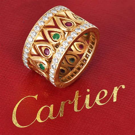 Anelli cartierChi non si informa adeguatamente in anticipo corre il rischio di ricevere anelli cartier che non hanno la funzione desiderata o sono realizzati con materiali di qualità inferiore. Se volete un prodotto che soddisfi al meglio le vostre aspettative, dovreste provare un anelli cartier.
  <p>Per i prodotti si possono trovare test online e confronti tra i prodotti.  I confronti tra i prodotti possono aiutare a confrontare le diverse funzioni o proprietà dei diversi prodotti. Di seguito, spieghiamo perché la ricerca è importante e di cosa si dovrebbe essere consapevoli quando si acquista un articolo.
</p>

<h2>Acquisto di Anelli cartier - criteri importanti</h2>

<p>Una lista di controllo può aiutarti a evitare di dover cercare informazioni sui prodotti su decine di siti web. Di seguito è riportato un esempio di una lista di controllo che può aiutarvi a trovare il prodotto giusto. Importanti criteri di acquisto includono, ad esempio:
</p><ul>
<li>Opinioni dei clienti</li>
<li>Confronti dei prezzi</li>
<li>Dettagli del prodotto</li>
<li>Termini e condizioni di consegna</li>
<li>Domande dei clienti e risposte dei marchi</li>
</ul>
<h2>Qual è l