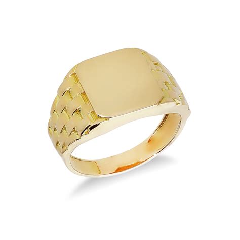 Anelli oro uomoChi non si informa adeguatamente in anticipo corre il rischio di ricevere anelli oro uomo che non hanno la funzione desiderata o sono realizzati con materiali di qualità inferiore. Se volete un prodotto che soddisfi al meglio le vostre aspettative, dovreste provare un anelli oro uomo.
  <p>Per i prodotti si possono trovare test online e confronti tra i prodotti.  I confronti tra i prodotti possono aiutare a confrontare le diverse funzioni o proprietà dei diversi prodotti. Di seguito, spieghiamo perché la ricerca è importante e di cosa si dovrebbe essere consapevoli quando si acquista un articolo.
</p>

<h2>Acquisto di Anelli oro uomo - criteri importanti</h2>

<p>Una lista di controllo può aiutarti a evitare di dover cercare informazioni sui prodotti su decine di siti web. Di seguito è riportato un esempio di una lista di controllo che può aiutarvi a trovare il prodotto giusto. Importanti criteri di acquisto includono, ad esempio:
</p><ul>
<li>Opinioni dei clienti</li>
<li>Confronti dei prezzi</li>
<li>Dettagli del prodotto</li>
<li>Termini e condizioni di consegna</li>
<li>Domande dei clienti e risposte dei marchi</li>
</ul>
<h2>Qual è l