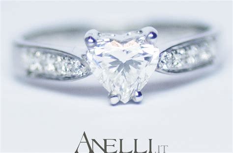 Anello diamanteChi non si informa adeguatamente in anticipo corre il rischio di ricevere anello diamante che non hanno la funzione desiderata o sono realizzati con materiali di qualità inferiore. Se volete un prodotto che soddisfi al meglio le vostre aspettative, dovreste provare un anello diamante.
  <p>Per i prodotti si possono trovare test online e confronti tra i prodotti.  I confronti tra i prodotti possono aiutare a confrontare le diverse funzioni o proprietà dei diversi prodotti. Di seguito, spieghiamo perché la ricerca è importante e di cosa si dovrebbe essere consapevoli quando si acquista un articolo.
</p>

<h2>Acquisto di Anello diamante - criteri importanti</h2>

<p>Una lista di controllo può aiutarti a evitare di dover cercare informazioni sui prodotti su decine di siti web. Di seguito è riportato un esempio di una lista di controllo che può aiutarvi a trovare il prodotto giusto. Importanti criteri di acquisto includono, ad esempio:
</p><ul>
<li>Opinioni dei clienti</li>
<li>Confronti dei prezzi</li>
<li>Dettagli del prodotto</li>
<li>Termini e condizioni di consegna</li>
<li>Domande dei clienti e risposte dei marchi</li>
</ul>
<h2>Qual è l