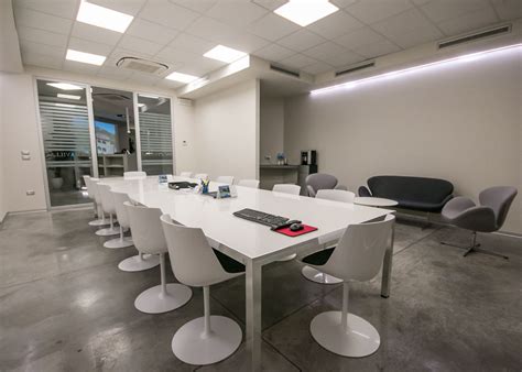 Arredamento ufficiChi non si informa adeguatamente in anticipo corre il rischio di ricevere arredamento uffici che non hanno la funzione desiderata o sono realizzati con materiali di qualità inferiore. Se volete un prodotto che soddisfi al meglio le vostre aspettative, dovreste provare un arredamento uffici.
  <p>Per i prodotti si possono trovare test online e confronti tra i prodotti.  I confronti tra i prodotti possono aiutare a confrontare le diverse funzioni o proprietà dei diversi prodotti. Di seguito, spieghiamo perché la ricerca è importante e di cosa si dovrebbe essere consapevoli quando si acquista un articolo.
</p>

<h2>Acquisto di Arredamento uffici - criteri importanti</h2>

<p>Una lista di controllo può aiutarti a evitare di dover cercare informazioni sui prodotti su decine di siti web. Di seguito è riportato un esempio di una lista di controllo che può aiutarvi a trovare il prodotto giusto. Importanti criteri di acquisto includono, ad esempio:
</p><ul>
<li>Opinioni dei clienti</li>
<li>Confronti dei prezzi</li>
<li>Dettagli del prodotto</li>
<li>Termini e condizioni di consegna</li>
<li>Domande dei clienti e risposte dei marchi</li>
</ul>
<h2>Qual è l
