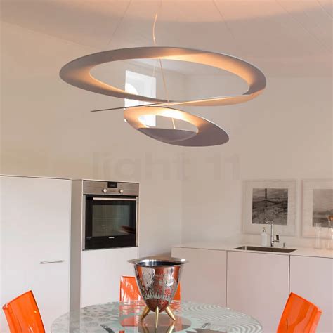 Artemide sospensioneChi non si informa adeguatamente in anticipo corre il rischio di ricevere artemide sospensione che non hanno la funzione desiderata o sono realizzati con materiali di qualità inferiore. Se volete un prodotto che soddisfi al meglio le vostre aspettative, dovreste provare un artemide sospensione.
  <p>Per i prodotti si possono trovare test online e confronti tra i prodotti.  I confronti tra i prodotti possono aiutare a confrontare le diverse funzioni o proprietà dei diversi prodotti. Di seguito, spieghiamo perché la ricerca è importante e di cosa si dovrebbe essere consapevoli quando si acquista un articolo.
</p>

<h2>Acquisto di Artemide sospensione - criteri importanti</h2>

<p>Una lista di controllo può aiutarti a evitare di dover cercare informazioni sui prodotti su decine di siti web. Di seguito è riportato un esempio di una lista di controllo che può aiutarvi a trovare il prodotto giusto. Importanti criteri di acquisto includono, ad esempio:
</p><ul>
<li>Opinioni dei clienti</li>
<li>Confronti dei prezzi</li>
<li>Dettagli del prodotto</li>
<li>Termini e condizioni di consegna</li>
<li>Domande dei clienti e risposte dei marchi</li>
</ul>
<h2>Qual è l