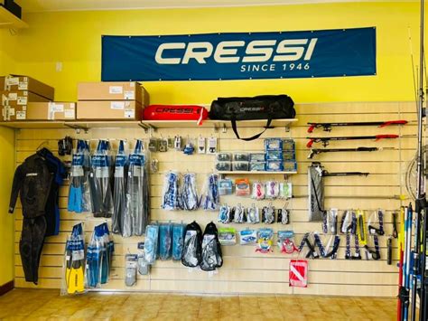 Articoli pescaChi non si informa adeguatamente in anticipo corre il rischio di ricevere articoli pesca che non hanno la funzione desiderata o sono realizzati con materiali di qualità inferiore. Se volete un prodotto che soddisfi al meglio le vostre aspettative, dovreste provare un articoli pesca.
  <p>Per i prodotti si possono trovare test online e confronti tra i prodotti.  I confronti tra i prodotti possono aiutare a confrontare le diverse funzioni o proprietà dei diversi prodotti. Di seguito, spieghiamo perché la ricerca è importante e di cosa si dovrebbe essere consapevoli quando si acquista un articolo.
</p>

<h2>Acquisto di Articoli pesca - criteri importanti</h2>

<p>Una lista di controllo può aiutarti a evitare di dover cercare informazioni sui prodotti su decine di siti web. Di seguito è riportato un esempio di una lista di controllo che può aiutarvi a trovare il prodotto giusto. Importanti criteri di acquisto includono, ad esempio:
</p><ul>
<li>Opinioni dei clienti</li>
<li>Confronti dei prezzi</li>
<li>Dettagli del prodotto</li>
<li>Termini e condizioni di consegna</li>
<li>Domande dei clienti e risposte dei marchi</li>
</ul>
<h2>Qual è l
