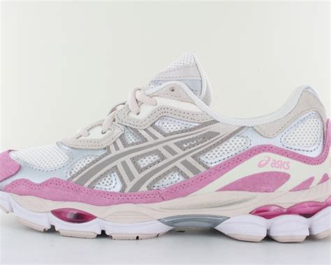 Asics bianche rosaChi non si informa adeguatamente in anticipo corre il rischio di ricevere asics bianche rosa che non hanno la funzione desiderata o sono realizzati con materiali di qualità inferiore. Se volete un prodotto che soddisfi al meglio le vostre aspettative, dovreste provare un asics bianche rosa.
  <p>Per i prodotti si possono trovare test online e confronti tra i prodotti.  I confronti tra i prodotti possono aiutare a confrontare le diverse funzioni o proprietà dei diversi prodotti. Di seguito, spieghiamo perché la ricerca è importante e di cosa si dovrebbe essere consapevoli quando si acquista un articolo.
</p>

<h2>Acquisto di Asics bianche rosa - criteri importanti</h2>

<p>Una lista di controllo può aiutarti a evitare di dover cercare informazioni sui prodotti su decine di siti web. Di seguito è riportato un esempio di una lista di controllo che può aiutarvi a trovare il prodotto giusto. Importanti criteri di acquisto includono, ad esempio:
</p><ul>
<li>Opinioni dei clienti</li>
<li>Confronti dei prezzi</li>
<li>Dettagli del prodotto</li>
<li>Termini e condizioni di consegna</li>
<li>Domande dei clienti e risposte dei marchi</li>
</ul>
<h2>Qual è l
