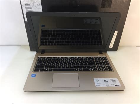 Asus r540sChi non si informa adeguatamente in anticipo corre il rischio di ricevere asus r540s che non hanno la funzione desiderata o sono realizzati con materiali di qualità inferiore. Se volete un prodotto che soddisfi al meglio le vostre aspettative, dovreste provare un asus r540s.
  <p>Per i prodotti si possono trovare test online e confronti tra i prodotti.  I confronti tra i prodotti possono aiutare a confrontare le diverse funzioni o proprietà dei diversi prodotti. Di seguito, spieghiamo perché la ricerca è importante e di cosa si dovrebbe essere consapevoli quando si acquista un articolo.
</p>

<h2>Acquisto di Asus r540s - criteri importanti</h2>

<p>Una lista di controllo può aiutarti a evitare di dover cercare informazioni sui prodotti su decine di siti web. Di seguito è riportato un esempio di una lista di controllo che può aiutarvi a trovare il prodotto giusto. Importanti criteri di acquisto includono, ad esempio:
</p><ul>
<li>Opinioni dei clienti</li>
<li>Confronti dei prezzi</li>
<li>Dettagli del prodotto</li>
<li>Termini e condizioni di consegna</li>
<li>Domande dei clienti e risposte dei marchi</li>
</ul>
<h2>Qual è l