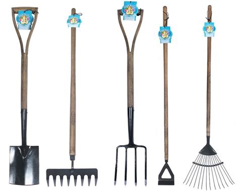 Attrezzi giardinaggioChi non si informa adeguatamente in anticipo corre il rischio di ricevere attrezzi giardinaggio che non hanno la funzione desiderata o sono realizzati con materiali di qualità inferiore. Se volete un prodotto che soddisfi al meglio le vostre aspettative, dovreste provare un attrezzi giardinaggio.
  <p>Per i prodotti si possono trovare test online e confronti tra i prodotti.  I confronti tra i prodotti possono aiutare a confrontare le diverse funzioni o proprietà dei diversi prodotti. Di seguito, spieghiamo perché la ricerca è importante e di cosa si dovrebbe essere consapevoli quando si acquista un articolo.
</p>

<h2>Acquisto di Attrezzi giardinaggio - criteri importanti</h2>

<p>Una lista di controllo può aiutarti a evitare di dover cercare informazioni sui prodotti su decine di siti web. Di seguito è riportato un esempio di una lista di controllo che può aiutarvi a trovare il prodotto giusto. Importanti criteri di acquisto includono, ad esempio:
</p><ul>
<li>Opinioni dei clienti</li>
<li>Confronti dei prezzi</li>
<li>Dettagli del prodotto</li>
<li>Termini e condizioni di consegna</li>
<li>Domande dei clienti e risposte dei marchi</li>
</ul>
<h2>Qual è l