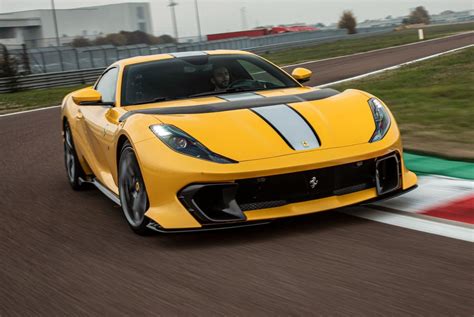 Auto da competizioneChi non si informa adeguatamente in anticipo corre il rischio di ricevere auto da competizione che non hanno la funzione desiderata o sono realizzati con materiali di qualità inferiore. Se volete un prodotto che soddisfi al meglio le vostre aspettative, dovreste provare un auto da competizione.
  <p>Per i prodotti si possono trovare test online e confronti tra i prodotti.  I confronti tra i prodotti possono aiutare a confrontare le diverse funzioni o proprietà dei diversi prodotti. Di seguito, spieghiamo perché la ricerca è importante e di cosa si dovrebbe essere consapevoli quando si acquista un articolo.
</p>

<h2>Acquisto di Auto da competizione - criteri importanti</h2>

<p>Una lista di controllo può aiutarti a evitare di dover cercare informazioni sui prodotti su decine di siti web. Di seguito è riportato un esempio di una lista di controllo che può aiutarvi a trovare il prodotto giusto. Importanti criteri di acquisto includono, ad esempio:
</p><ul>
<li>Opinioni dei clienti</li>
<li>Confronti dei prezzi</li>
<li>Dettagli del prodotto</li>
<li>Termini e condizioni di consegna</li>
<li>Domande dei clienti e risposte dei marchi</li>
</ul>
<h2>Qual è l
