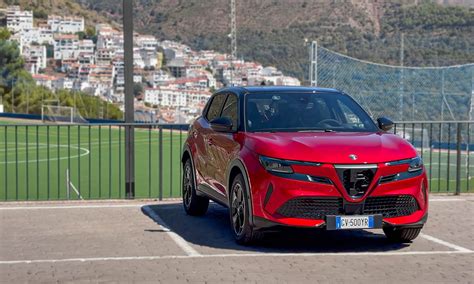Automatico alfaChi non si informa adeguatamente in anticipo corre il rischio di ricevere automatico alfa che non hanno la funzione desiderata o sono realizzati con materiali di qualità inferiore. Se volete un prodotto che soddisfi al meglio le vostre aspettative, dovreste provare un automatico alfa.
  <p>Per i prodotti si possono trovare test online e confronti tra i prodotti.  I confronti tra i prodotti possono aiutare a confrontare le diverse funzioni o proprietà dei diversi prodotti. Di seguito, spieghiamo perché la ricerca è importante e di cosa si dovrebbe essere consapevoli quando si acquista un articolo.
</p>

<h2>Acquisto di Automatico alfa - criteri importanti</h2>

<p>Una lista di controllo può aiutarti a evitare di dover cercare informazioni sui prodotti su decine di siti web. Di seguito è riportato un esempio di una lista di controllo che può aiutarvi a trovare il prodotto giusto. Importanti criteri di acquisto includono, ad esempio:
</p><ul>
<li>Opinioni dei clienti</li>
<li>Confronti dei prezzi</li>
<li>Dettagli del prodotto</li>
<li>Termini e condizioni di consegna</li>
<li>Domande dei clienti e risposte dei marchi</li>
</ul>
<h2>Qual è l