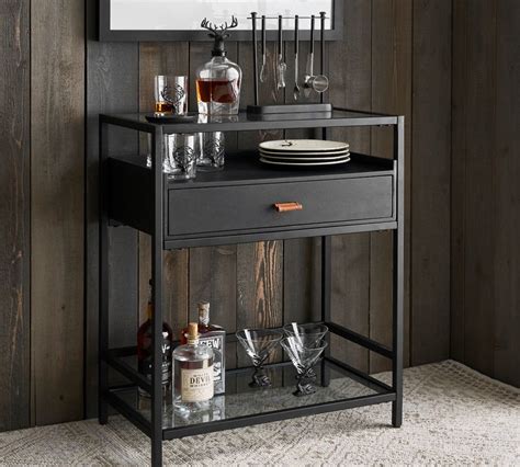 Bar consoleChi non si informa adeguatamente in anticipo corre il rischio di ricevere bar console che non hanno la funzione desiderata o sono realizzati con materiali di qualità inferiore. Se volete un prodotto che soddisfi al meglio le vostre aspettative, dovreste provare un bar console.
  <p>Per i prodotti si possono trovare test online e confronti tra i prodotti.  I confronti tra i prodotti possono aiutare a confrontare le diverse funzioni o proprietà dei diversi prodotti. Di seguito, spieghiamo perché la ricerca è importante e di cosa si dovrebbe essere consapevoli quando si acquista un articolo.
</p>

<h2>Acquisto di Bar console - criteri importanti</h2>

<p>Una lista di controllo può aiutarti a evitare di dover cercare informazioni sui prodotti su decine di siti web. Di seguito è riportato un esempio di una lista di controllo che può aiutarvi a trovare il prodotto giusto. Importanti criteri di acquisto includono, ad esempio:
</p><ul>
<li>Opinioni dei clienti</li>
<li>Confronti dei prezzi</li>
<li>Dettagli del prodotto</li>
<li>Termini e condizioni di consegna</li>
<li>Domande dei clienti e risposte dei marchi</li>
</ul>
<h2>Qual è l