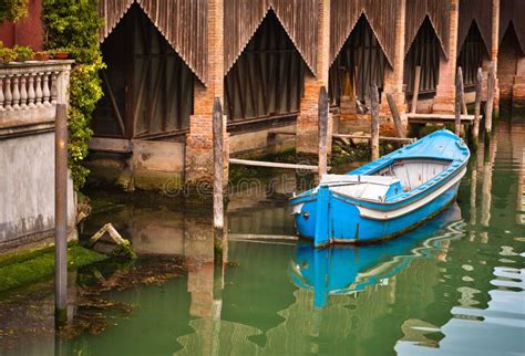 Barca veneziaChi non si informa adeguatamente in anticipo corre il rischio di ricevere barca venezia che non hanno la funzione desiderata o sono realizzati con materiali di qualità inferiore. Se volete un prodotto che soddisfi al meglio le vostre aspettative, dovreste provare un barca venezia.
  <p>Per i prodotti si possono trovare test online e confronti tra i prodotti.  I confronti tra i prodotti possono aiutare a confrontare le diverse funzioni o proprietà dei diversi prodotti. Di seguito, spieghiamo perché la ricerca è importante e di cosa si dovrebbe essere consapevoli quando si acquista un articolo.
</p>

<h2>Acquisto di Barca venezia - criteri importanti</h2>

<p>Una lista di controllo può aiutarti a evitare di dover cercare informazioni sui prodotti su decine di siti web. Di seguito è riportato un esempio di una lista di controllo che può aiutarvi a trovare il prodotto giusto. Importanti criteri di acquisto includono, ad esempio:
</p><ul>
<li>Opinioni dei clienti</li>
<li>Confronti dei prezzi</li>
<li>Dettagli del prodotto</li>
<li>Termini e condizioni di consegna</li>
<li>Domande dei clienti e risposte dei marchi</li>
</ul>
<h2>Qual è l