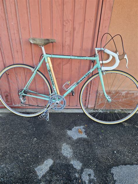 Bianchi anni 80Chi non si informa adeguatamente in anticipo corre il rischio di ricevere bianchi anni 80 che non hanno la funzione desiderata o sono realizzati con materiali di qualità inferiore. Se volete un prodotto che soddisfi al meglio le vostre aspettative, dovreste provare un bianchi anni 80.
  <p>Per i prodotti si possono trovare test online e confronti tra i prodotti.  I confronti tra i prodotti possono aiutare a confrontare le diverse funzioni o proprietà dei diversi prodotti. Di seguito, spieghiamo perché la ricerca è importante e di cosa si dovrebbe essere consapevoli quando si acquista un articolo.
</p>

<h2>Acquisto di Bianchi anni 80 - criteri importanti</h2>

<p>Una lista di controllo può aiutarti a evitare di dover cercare informazioni sui prodotti su decine di siti web. Di seguito è riportato un esempio di una lista di controllo che può aiutarvi a trovare il prodotto giusto. Importanti criteri di acquisto includono, ad esempio:
</p><ul>
<li>Opinioni dei clienti</li>
<li>Confronti dei prezzi</li>
<li>Dettagli del prodotto</li>
<li>Termini e condizioni di consegna</li>
<li>Domande dei clienti e risposte dei marchi</li>
</ul>
<h2>Qual è l