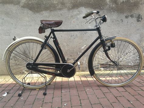 Bianchi imperoChi non si informa adeguatamente in anticipo corre il rischio di ricevere bianchi impero che non hanno la funzione desiderata o sono realizzati con materiali di qualità inferiore. Se volete un prodotto che soddisfi al meglio le vostre aspettative, dovreste provare un bianchi impero.
  <p>Per i prodotti si possono trovare test online e confronti tra i prodotti.  I confronti tra i prodotti possono aiutare a confrontare le diverse funzioni o proprietà dei diversi prodotti. Di seguito, spieghiamo perché la ricerca è importante e di cosa si dovrebbe essere consapevoli quando si acquista un articolo.
</p>

<h2>Acquisto di Bianchi impero - criteri importanti</h2>

<p>Una lista di controllo può aiutarti a evitare di dover cercare informazioni sui prodotti su decine di siti web. Di seguito è riportato un esempio di una lista di controllo che può aiutarvi a trovare il prodotto giusto. Importanti criteri di acquisto includono, ad esempio:
</p><ul>
<li>Opinioni dei clienti</li>
<li>Confronti dei prezzi</li>
<li>Dettagli del prodotto</li>
<li>Termini e condizioni di consegna</li>
<li>Domande dei clienti e risposte dei marchi</li>
</ul>
<h2>Qual è l