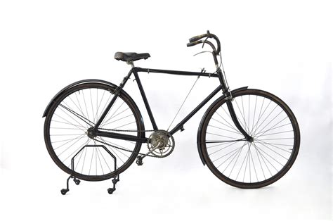 Bici 1920Chi non si informa adeguatamente in anticipo corre il rischio di ricevere bici 1920 che non hanno la funzione desiderata o sono realizzati con materiali di qualità inferiore. Se volete un prodotto che soddisfi al meglio le vostre aspettative, dovreste provare un bici 1920.
  <p>Per i prodotti si possono trovare test online e confronti tra i prodotti.  I confronti tra i prodotti possono aiutare a confrontare le diverse funzioni o proprietà dei diversi prodotti. Di seguito, spieghiamo perché la ricerca è importante e di cosa si dovrebbe essere consapevoli quando si acquista un articolo.
</p>

<h2>Acquisto di Bici 1920 - criteri importanti</h2>

<p>Una lista di controllo può aiutarti a evitare di dover cercare informazioni sui prodotti su decine di siti web. Di seguito è riportato un esempio di una lista di controllo che può aiutarvi a trovare il prodotto giusto. Importanti criteri di acquisto includono, ad esempio:
</p><ul>
<li>Opinioni dei clienti</li>
<li>Confronti dei prezzi</li>
<li>Dettagli del prodotto</li>
<li>Termini e condizioni di consegna</li>
<li>Domande dei clienti e risposte dei marchi</li>
</ul>
<h2>Qual è l
