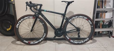 Bici corsa fullChi non si informa adeguatamente in anticipo corre il rischio di ricevere bici corsa full che non hanno la funzione desiderata o sono realizzati con materiali di qualità inferiore. Se volete un prodotto che soddisfi al meglio le vostre aspettative, dovreste provare un bici corsa full.
  <p>Per i prodotti si possono trovare test online e confronti tra i prodotti.  I confronti tra i prodotti possono aiutare a confrontare le diverse funzioni o proprietà dei diversi prodotti. Di seguito, spieghiamo perché la ricerca è importante e di cosa si dovrebbe essere consapevoli quando si acquista un articolo.
</p>

<h2>Acquisto di Bici corsa full - criteri importanti</h2>

<p>Una lista di controllo può aiutarti a evitare di dover cercare informazioni sui prodotti su decine di siti web. Di seguito è riportato un esempio di una lista di controllo che può aiutarvi a trovare il prodotto giusto. Importanti criteri di acquisto includono, ad esempio:
</p><ul>
<li>Opinioni dei clienti</li>
<li>Confronti dei prezzi</li>
<li>Dettagli del prodotto</li>
<li>Termini e condizioni di consegna</li>
<li>Domande dei clienti e risposte dei marchi</li>
</ul>
<h2>Qual è l