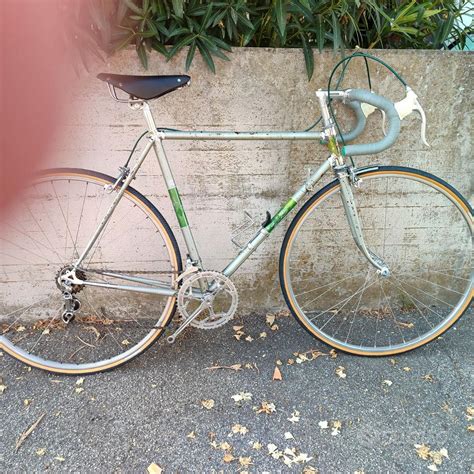 Bici corsa vintage milanoChi non si informa adeguatamente in anticipo corre il rischio di ricevere bici corsa vintage milano che non hanno la funzione desiderata o sono realizzati con materiali di qualità inferiore. Se volete un prodotto che soddisfi al meglio le vostre aspettative, dovreste provare un bici corsa vintage milano.
  <p>Per i prodotti si possono trovare test online e confronti tra i prodotti.  I confronti tra i prodotti possono aiutare a confrontare le diverse funzioni o proprietà dei diversi prodotti. Di seguito, spieghiamo perché la ricerca è importante e di cosa si dovrebbe essere consapevoli quando si acquista un articolo.
</p>

<h2>Acquisto di Bici corsa vintage milano - criteri importanti</h2>

<p>Una lista di controllo può aiutarti a evitare di dover cercare informazioni sui prodotti su decine di siti web. Di seguito è riportato un esempio di una lista di controllo che può aiutarvi a trovare il prodotto giusto. Importanti criteri di acquisto includono, ad esempio:
</p><ul>
<li>Opinioni dei clienti</li>
<li>Confronti dei prezzi</li>
<li>Dettagli del prodotto</li>
<li>Termini e condizioni di consegna</li>
<li>Domande dei clienti e risposte dei marchi</li>
</ul>
<h2>Qual è l