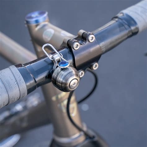 Biciclette campanelloChi non si informa adeguatamente in anticipo corre il rischio di ricevere biciclette campanello che non hanno la funzione desiderata o sono realizzati con materiali di qualità inferiore. Se volete un prodotto che soddisfi al meglio le vostre aspettative, dovreste provare un biciclette campanello.
  <p>Per i prodotti si possono trovare test online e confronti tra i prodotti.  I confronti tra i prodotti possono aiutare a confrontare le diverse funzioni o proprietà dei diversi prodotti. Di seguito, spieghiamo perché la ricerca è importante e di cosa si dovrebbe essere consapevoli quando si acquista un articolo.
</p>

<h2>Acquisto di Biciclette campanello - criteri importanti</h2>

<p>Una lista di controllo può aiutarti a evitare di dover cercare informazioni sui prodotti su decine di siti web. Di seguito è riportato un esempio di una lista di controllo che può aiutarvi a trovare il prodotto giusto. Importanti criteri di acquisto includono, ad esempio:
</p><ul>
<li>Opinioni dei clienti</li>
<li>Confronti dei prezzi</li>
<li>Dettagli del prodotto</li>
<li>Termini e condizioni di consegna</li>
<li>Domande dei clienti e risposte dei marchi</li>
</ul>
<h2>Qual è l