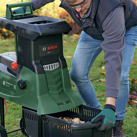 Biotrituratore boschChi non si informa adeguatamente in anticipo corre il rischio di ricevere biotrituratore bosch che non hanno la funzione desiderata o sono realizzati con materiali di qualità inferiore. Se volete un prodotto che soddisfi al meglio le vostre aspettative, dovreste provare un biotrituratore bosch.
  <p>Per i prodotti si possono trovare test online e confronti tra i prodotti.  I confronti tra i prodotti possono aiutare a confrontare le diverse funzioni o proprietà dei diversi prodotti. Di seguito, spieghiamo perché la ricerca è importante e di cosa si dovrebbe essere consapevoli quando si acquista un articolo.
</p>

<h2>Acquisto di Biotrituratore bosch - criteri importanti</h2>

<p>Una lista di controllo può aiutarti a evitare di dover cercare informazioni sui prodotti su decine di siti web. Di seguito è riportato un esempio di una lista di controllo che può aiutarvi a trovare il prodotto giusto. Importanti criteri di acquisto includono, ad esempio:
</p><ul>
<li>Opinioni dei clienti</li>
<li>Confronti dei prezzi</li>
<li>Dettagli del prodotto</li>
<li>Termini e condizioni di consegna</li>
<li>Domande dei clienti e risposte dei marchi</li>
</ul>
<h2>Qual è l