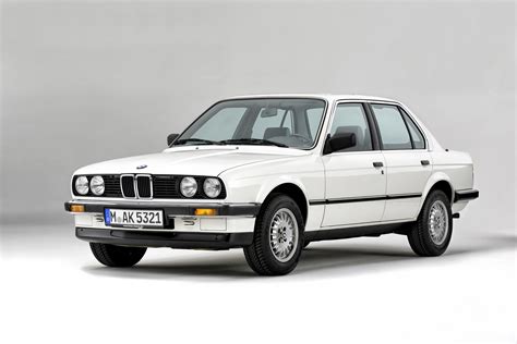 Bmw e30Chi non si informa adeguatamente in anticipo corre il rischio di ricevere bmw e30 che non hanno la funzione desiderata o sono realizzati con materiali di qualità inferiore. Se volete un prodotto che soddisfi al meglio le vostre aspettative, dovreste provare un bmw e30.
  <p>Per i prodotti si possono trovare test online e confronti tra i prodotti.  I confronti tra i prodotti possono aiutare a confrontare le diverse funzioni o proprietà dei diversi prodotti. Di seguito, spieghiamo perché la ricerca è importante e di cosa si dovrebbe essere consapevoli quando si acquista un articolo.
</p>

<h2>Acquisto di Bmw e30 - criteri importanti</h2>

<p>Una lista di controllo può aiutarti a evitare di dover cercare informazioni sui prodotti su decine di siti web. Di seguito è riportato un esempio di una lista di controllo che può aiutarvi a trovare il prodotto giusto. Importanti criteri di acquisto includono, ad esempio:
</p><ul>
<li>Opinioni dei clienti</li>
<li>Confronti dei prezzi</li>
<li>Dettagli del prodotto</li>
<li>Termini e condizioni di consegna</li>
<li>Domande dei clienti e risposte dei marchi</li>
</ul>
<h2>Qual è l