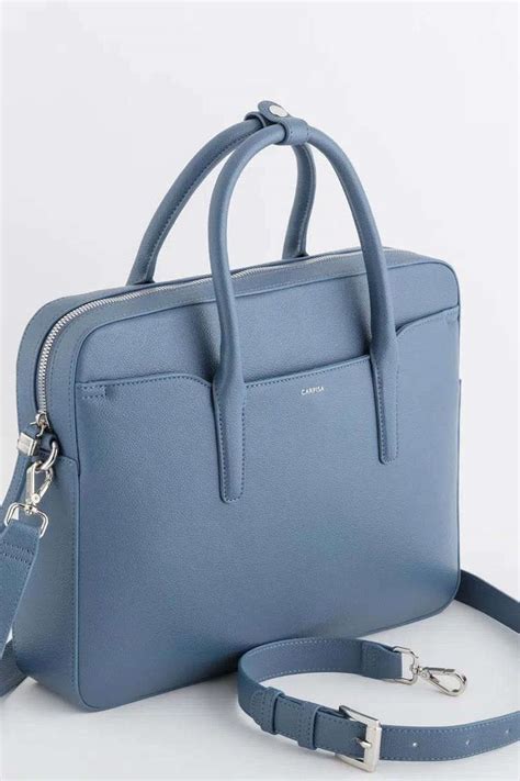 Borsa carpisa lineaChi non si informa adeguatamente in anticipo corre il rischio di ricevere borsa carpisa linea che non hanno la funzione desiderata o sono realizzati con materiali di qualità inferiore. Se volete un prodotto che soddisfi al meglio le vostre aspettative, dovreste provare un borsa carpisa linea.
  <p>Per i prodotti si possono trovare test online e confronti tra i prodotti.  I confronti tra i prodotti possono aiutare a confrontare le diverse funzioni o proprietà dei diversi prodotti. Di seguito, spieghiamo perché la ricerca è importante e di cosa si dovrebbe essere consapevoli quando si acquista un articolo.
</p>

<h2>Acquisto di Borsa carpisa linea - criteri importanti</h2>

<p>Una lista di controllo può aiutarti a evitare di dover cercare informazioni sui prodotti su decine di siti web. Di seguito è riportato un esempio di una lista di controllo che può aiutarvi a trovare il prodotto giusto. Importanti criteri di acquisto includono, ad esempio:
</p><ul>
<li>Opinioni dei clienti</li>
<li>Confronti dei prezzi</li>
<li>Dettagli del prodotto</li>
<li>Termini e condizioni di consegna</li>
<li>Domande dei clienti e risposte dei marchi</li>
</ul>
<h2>Qual è l