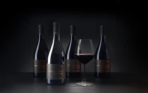 Bottiglie pinotChi non si informa adeguatamente in anticipo corre il rischio di ricevere bottiglie pinot che non hanno la funzione desiderata o sono realizzati con materiali di qualità inferiore. Se volete un prodotto che soddisfi al meglio le vostre aspettative, dovreste provare un bottiglie pinot.
  <p>Per i prodotti si possono trovare test online e confronti tra i prodotti.  I confronti tra i prodotti possono aiutare a confrontare le diverse funzioni o proprietà dei diversi prodotti. Di seguito, spieghiamo perché la ricerca è importante e di cosa si dovrebbe essere consapevoli quando si acquista un articolo.
</p>

<h2>Acquisto di Bottiglie pinot - criteri importanti</h2>

<p>Una lista di controllo può aiutarti a evitare di dover cercare informazioni sui prodotti su decine di siti web. Di seguito è riportato un esempio di una lista di controllo che può aiutarvi a trovare il prodotto giusto. Importanti criteri di acquisto includono, ad esempio:
</p><ul>
<li>Opinioni dei clienti</li>
<li>Confronti dei prezzi</li>
<li>Dettagli del prodotto</li>
<li>Termini e condizioni di consegna</li>
<li>Domande dei clienti e risposte dei marchi</li>
</ul>
<h2>Qual è l