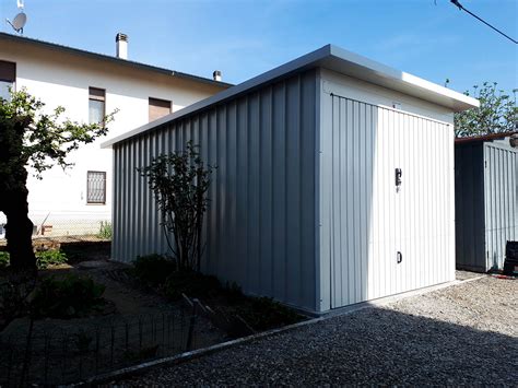 Box lamiera 6x4Chi non si informa adeguatamente in anticipo corre il rischio di ricevere box lamiera 6x4 che non hanno la funzione desiderata o sono realizzati con materiali di qualità inferiore. Se volete un prodotto che soddisfi al meglio le vostre aspettative, dovreste provare un box lamiera 6x4.
  <p>Per i prodotti si possono trovare test online e confronti tra i prodotti.  I confronti tra i prodotti possono aiutare a confrontare le diverse funzioni o proprietà dei diversi prodotti. Di seguito, spieghiamo perché la ricerca è importante e di cosa si dovrebbe essere consapevoli quando si acquista un articolo.
</p>

<h2>Acquisto di Box lamiera 6x4 - criteri importanti</h2>

<p>Una lista di controllo può aiutarti a evitare di dover cercare informazioni sui prodotti su decine di siti web. Di seguito è riportato un esempio di una lista di controllo che può aiutarvi a trovare il prodotto giusto. Importanti criteri di acquisto includono, ad esempio:
</p><ul>
<li>Opinioni dei clienti</li>
<li>Confronti dei prezzi</li>
<li>Dettagli del prodotto</li>
<li>Termini e condizioni di consegna</li>
<li>Domande dei clienti e risposte dei marchi</li>
</ul>
<h2>Qual è l