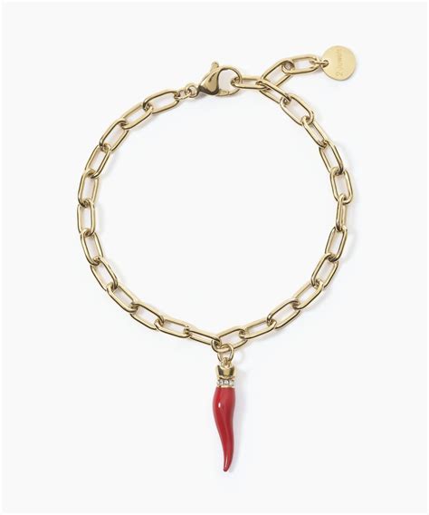 Bracciale 2 jewelsChi non si informa adeguatamente in anticipo corre il rischio di ricevere bracciale 2 jewels che non hanno la funzione desiderata o sono realizzati con materiali di qualità inferiore. Se volete un prodotto che soddisfi al meglio le vostre aspettative, dovreste provare un bracciale 2 jewels.
  <p>Per i prodotti si possono trovare test online e confronti tra i prodotti.  I confronti tra i prodotti possono aiutare a confrontare le diverse funzioni o proprietà dei diversi prodotti. Di seguito, spieghiamo perché la ricerca è importante e di cosa si dovrebbe essere consapevoli quando si acquista un articolo.
</p>

<h2>Acquisto di Bracciale 2 jewels - criteri importanti</h2>

<p>Una lista di controllo può aiutarti a evitare di dover cercare informazioni sui prodotti su decine di siti web. Di seguito è riportato un esempio di una lista di controllo che può aiutarvi a trovare il prodotto giusto. Importanti criteri di acquisto includono, ad esempio:
</p><ul>
<li>Opinioni dei clienti</li>
<li>Confronti dei prezzi</li>
<li>Dettagli del prodotto</li>
<li>Termini e condizioni di consegna</li>
<li>Domande dei clienti e risposte dei marchi</li>
</ul>
<h2>Qual è l