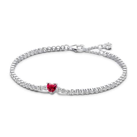 Bracciale pandora cuoreChi non si informa adeguatamente in anticipo corre il rischio di ricevere bracciale pandora cuore che non hanno la funzione desiderata o sono realizzati con materiali di qualità inferiore. Se volete un prodotto che soddisfi al meglio le vostre aspettative, dovreste provare un bracciale pandora cuore.
  <p>Per i prodotti si possono trovare test online e confronti tra i prodotti.  I confronti tra i prodotti possono aiutare a confrontare le diverse funzioni o proprietà dei diversi prodotti. Di seguito, spieghiamo perché la ricerca è importante e di cosa si dovrebbe essere consapevoli quando si acquista un articolo.
</p>

<h2>Acquisto di Bracciale pandora cuore - criteri importanti</h2>

<p>Una lista di controllo può aiutarti a evitare di dover cercare informazioni sui prodotti su decine di siti web. Di seguito è riportato un esempio di una lista di controllo che può aiutarvi a trovare il prodotto giusto. Importanti criteri di acquisto includono, ad esempio:
</p><ul>
<li>Opinioni dei clienti</li>
<li>Confronti dei prezzi</li>
<li>Dettagli del prodotto</li>
<li>Termini e condizioni di consegna</li>
<li>Domande dei clienti e risposte dei marchi</li>
</ul>
<h2>Qual è l