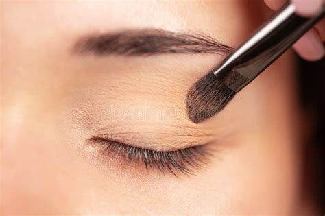 Brush eyesChi non si informa adeguatamente in anticipo corre il rischio di ricevere brush eyes che non hanno la funzione desiderata o sono realizzati con materiali di qualità inferiore. Se volete un prodotto che soddisfi al meglio le vostre aspettative, dovreste provare un brush eyes.
  <p>Per i prodotti si possono trovare test online e confronti tra i prodotti.  I confronti tra i prodotti possono aiutare a confrontare le diverse funzioni o proprietà dei diversi prodotti. Di seguito, spieghiamo perché la ricerca è importante e di cosa si dovrebbe essere consapevoli quando si acquista un articolo.
</p>

<h2>Acquisto di Brush eyes - criteri importanti</h2>

<p>Una lista di controllo può aiutarti a evitare di dover cercare informazioni sui prodotti su decine di siti web. Di seguito è riportato un esempio di una lista di controllo che può aiutarvi a trovare il prodotto giusto. Importanti criteri di acquisto includono, ad esempio:
</p><ul>
<li>Opinioni dei clienti</li>
<li>Confronti dei prezzi</li>
<li>Dettagli del prodotto</li>
<li>Termini e condizioni di consegna</li>
<li>Domande dei clienti e risposte dei marchi</li>
</ul>
<h2>Qual è l