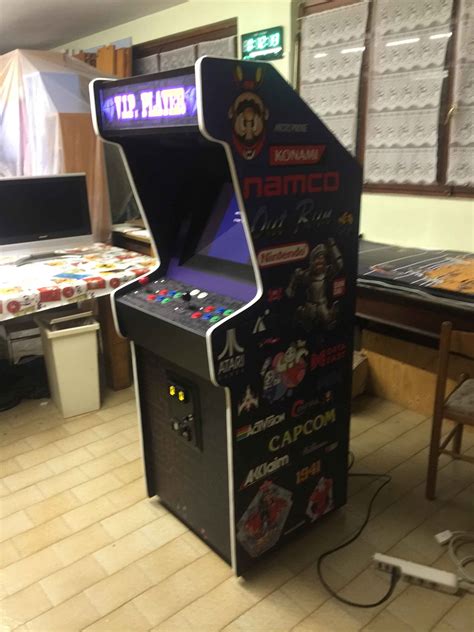 Cabinato sala giochiChi non si informa adeguatamente in anticipo corre il rischio di ricevere cabinato sala giochi che non hanno la funzione desiderata o sono realizzati con materiali di qualità inferiore. Se volete un prodotto che soddisfi al meglio le vostre aspettative, dovreste provare un cabinato sala giochi.
  <p>Per i prodotti si possono trovare test online e confronti tra i prodotti.  I confronti tra i prodotti possono aiutare a confrontare le diverse funzioni o proprietà dei diversi prodotti. Di seguito, spieghiamo perché la ricerca è importante e di cosa si dovrebbe essere consapevoli quando si acquista un articolo.
</p>

<h2>Acquisto di Cabinato sala giochi - criteri importanti</h2>

<p>Una lista di controllo può aiutarti a evitare di dover cercare informazioni sui prodotti su decine di siti web. Di seguito è riportato un esempio di una lista di controllo che può aiutarvi a trovare il prodotto giusto. Importanti criteri di acquisto includono, ad esempio:
</p><ul>
<li>Opinioni dei clienti</li>
<li>Confronti dei prezzi</li>
<li>Dettagli del prodotto</li>
<li>Termini e condizioni di consegna</li>
<li>Domande dei clienti e risposte dei marchi</li>
</ul>
<h2>Qual è l