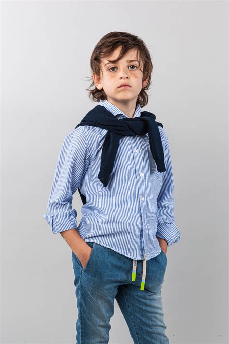 Camicie bambinoChi non si informa adeguatamente in anticipo corre il rischio di ricevere camicie bambino che non hanno la funzione desiderata o sono realizzati con materiali di qualità inferiore. Se volete un prodotto che soddisfi al meglio le vostre aspettative, dovreste provare un camicie bambino.
  <p>Per i prodotti si possono trovare test online e confronti tra i prodotti.  I confronti tra i prodotti possono aiutare a confrontare le diverse funzioni o proprietà dei diversi prodotti. Di seguito, spieghiamo perché la ricerca è importante e di cosa si dovrebbe essere consapevoli quando si acquista un articolo.
</p>

<h2>Acquisto di Camicie bambino - criteri importanti</h2>

<p>Una lista di controllo può aiutarti a evitare di dover cercare informazioni sui prodotti su decine di siti web. Di seguito è riportato un esempio di una lista di controllo che può aiutarvi a trovare il prodotto giusto. Importanti criteri di acquisto includono, ad esempio:
</p><ul>
<li>Opinioni dei clienti</li>
<li>Confronti dei prezzi</li>
<li>Dettagli del prodotto</li>
<li>Termini e condizioni di consegna</li>
<li>Domande dei clienti e risposte dei marchi</li>
</ul>
<h2>Qual è l