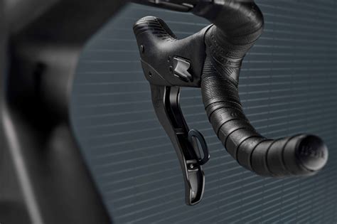 Campagnolo super recordChi non si informa adeguatamente in anticipo corre il rischio di ricevere campagnolo super record che non hanno la funzione desiderata o sono realizzati con materiali di qualità inferiore. Se volete un prodotto che soddisfi al meglio le vostre aspettative, dovreste provare un campagnolo super record.
  <p>Per i prodotti si possono trovare test online e confronti tra i prodotti.  I confronti tra i prodotti possono aiutare a confrontare le diverse funzioni o proprietà dei diversi prodotti. Di seguito, spieghiamo perché la ricerca è importante e di cosa si dovrebbe essere consapevoli quando si acquista un articolo.
</p>

<h2>Acquisto di Campagnolo super record - criteri importanti</h2>

<p>Una lista di controllo può aiutarti a evitare di dover cercare informazioni sui prodotti su decine di siti web. Di seguito è riportato un esempio di una lista di controllo che può aiutarvi a trovare il prodotto giusto. Importanti criteri di acquisto includono, ad esempio:
</p><ul>
<li>Opinioni dei clienti</li>
<li>Confronti dei prezzi</li>
<li>Dettagli del prodotto</li>
<li>Termini e condizioni di consegna</li>
<li>Domande dei clienti e risposte dei marchi</li>
</ul>
<h2>Qual è l