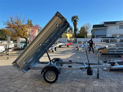 Carrello 750Chi non si informa adeguatamente in anticipo corre il rischio di ricevere carrello 750 che non hanno la funzione desiderata o sono realizzati con materiali di qualità inferiore. Se volete un prodotto che soddisfi al meglio le vostre aspettative, dovreste provare un carrello 750.
  <p>Per i prodotti si possono trovare test online e confronti tra i prodotti.  I confronti tra i prodotti possono aiutare a confrontare le diverse funzioni o proprietà dei diversi prodotti. Di seguito, spieghiamo perché la ricerca è importante e di cosa si dovrebbe essere consapevoli quando si acquista un articolo.
</p>

<h2>Acquisto di Carrello 750 - criteri importanti</h2>

<p>Una lista di controllo può aiutarti a evitare di dover cercare informazioni sui prodotti su decine di siti web. Di seguito è riportato un esempio di una lista di controllo che può aiutarvi a trovare il prodotto giusto. Importanti criteri di acquisto includono, ad esempio:
</p><ul>
<li>Opinioni dei clienti</li>
<li>Confronti dei prezzi</li>
<li>Dettagli del prodotto</li>
<li>Termini e condizioni di consegna</li>
<li>Domande dei clienti e risposte dei marchi</li>
</ul>
<h2>Qual è l