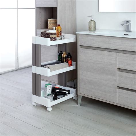 Carrello bagnoChi non si informa adeguatamente in anticipo corre il rischio di ricevere carrello bagno che non hanno la funzione desiderata o sono realizzati con materiali di qualità inferiore. Se volete un prodotto che soddisfi al meglio le vostre aspettative, dovreste provare un carrello bagno.
  <p>Per i prodotti si possono trovare test online e confronti tra i prodotti.  I confronti tra i prodotti possono aiutare a confrontare le diverse funzioni o proprietà dei diversi prodotti. Di seguito, spieghiamo perché la ricerca è importante e di cosa si dovrebbe essere consapevoli quando si acquista un articolo.
</p>

<h2>Acquisto di Carrello bagno - criteri importanti</h2>

<p>Una lista di controllo può aiutarti a evitare di dover cercare informazioni sui prodotti su decine di siti web. Di seguito è riportato un esempio di una lista di controllo che può aiutarvi a trovare il prodotto giusto. Importanti criteri di acquisto includono, ad esempio:
</p><ul>
<li>Opinioni dei clienti</li>
<li>Confronti dei prezzi</li>
<li>Dettagli del prodotto</li>
<li>Termini e condizioni di consegna</li>
<li>Domande dei clienti e risposte dei marchi</li>
</ul>
<h2>Qual è l
