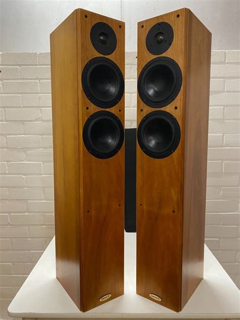 Casse tannoyChi non si informa adeguatamente in anticipo corre il rischio di ricevere casse tannoy che non hanno la funzione desiderata o sono realizzati con materiali di qualità inferiore. Se volete un prodotto che soddisfi al meglio le vostre aspettative, dovreste provare un casse tannoy.
  <p>Per i prodotti si possono trovare test online e confronti tra i prodotti.  I confronti tra i prodotti possono aiutare a confrontare le diverse funzioni o proprietà dei diversi prodotti. Di seguito, spieghiamo perché la ricerca è importante e di cosa si dovrebbe essere consapevoli quando si acquista un articolo.
</p>

<h2>Acquisto di Casse tannoy - criteri importanti</h2>

<p>Una lista di controllo può aiutarti a evitare di dover cercare informazioni sui prodotti su decine di siti web. Di seguito è riportato un esempio di una lista di controllo che può aiutarvi a trovare il prodotto giusto. Importanti criteri di acquisto includono, ad esempio:
</p><ul>
<li>Opinioni dei clienti</li>
<li>Confronti dei prezzi</li>
<li>Dettagli del prodotto</li>
<li>Termini e condizioni di consegna</li>
<li>Domande dei clienti e risposte dei marchi</li>
</ul>
<h2>Qual è l