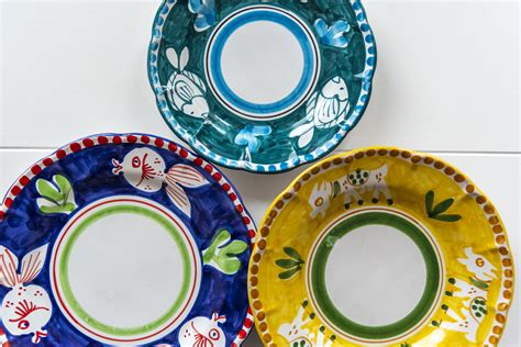 Ceramica vietriChi non si informa adeguatamente in anticipo corre il rischio di ricevere ceramica vietri che non hanno la funzione desiderata o sono realizzati con materiali di qualità inferiore. Se volete un prodotto che soddisfi al meglio le vostre aspettative, dovreste provare un ceramica vietri.
  <p>Per i prodotti si possono trovare test online e confronti tra i prodotti.  I confronti tra i prodotti possono aiutare a confrontare le diverse funzioni o proprietà dei diversi prodotti. Di seguito, spieghiamo perché la ricerca è importante e di cosa si dovrebbe essere consapevoli quando si acquista un articolo.
</p>

<h2>Acquisto di Ceramica vietri - criteri importanti</h2>

<p>Una lista di controllo può aiutarti a evitare di dover cercare informazioni sui prodotti su decine di siti web. Di seguito è riportato un esempio di una lista di controllo che può aiutarvi a trovare il prodotto giusto. Importanti criteri di acquisto includono, ad esempio:
</p><ul>
<li>Opinioni dei clienti</li>
<li>Confronti dei prezzi</li>
<li>Dettagli del prodotto</li>
<li>Termini e condizioni di consegna</li>
<li>Domande dei clienti e risposte dei marchi</li>
</ul>
<h2>Qual è l