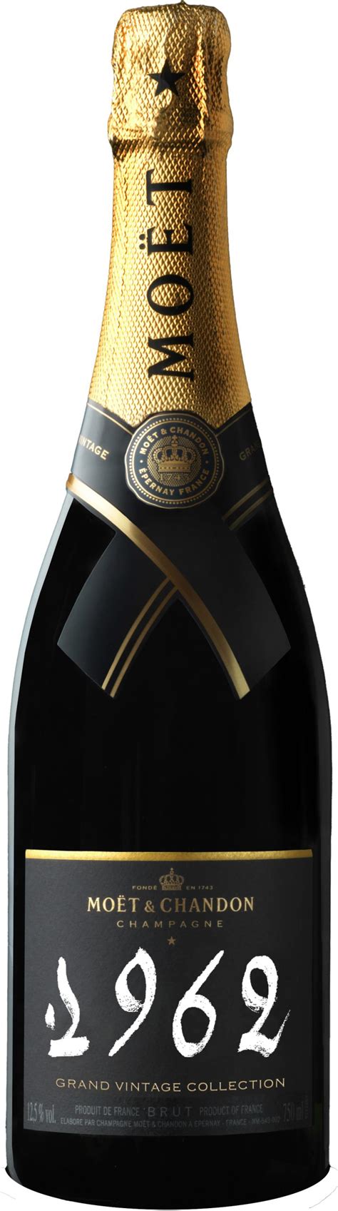 Champagne 1962Chi non si informa adeguatamente in anticipo corre il rischio di ricevere champagne 1962 che non hanno la funzione desiderata o sono realizzati con materiali di qualità inferiore. Se volete un prodotto che soddisfi al meglio le vostre aspettative, dovreste provare un champagne 1962.
  <p>Per i prodotti si possono trovare test online e confronti tra i prodotti.  I confronti tra i prodotti possono aiutare a confrontare le diverse funzioni o proprietà dei diversi prodotti. Di seguito, spieghiamo perché la ricerca è importante e di cosa si dovrebbe essere consapevoli quando si acquista un articolo.
</p>

<h2>Acquisto di Champagne 1962 - criteri importanti</h2>

<p>Una lista di controllo può aiutarti a evitare di dover cercare informazioni sui prodotti su decine di siti web. Di seguito è riportato un esempio di una lista di controllo che può aiutarvi a trovare il prodotto giusto. Importanti criteri di acquisto includono, ad esempio:
</p><ul>
<li>Opinioni dei clienti</li>
<li>Confronti dei prezzi</li>
<li>Dettagli del prodotto</li>
<li>Termini e condizioni di consegna</li>
<li>Domande dei clienti e risposte dei marchi</li>
</ul>
<h2>Qual è l