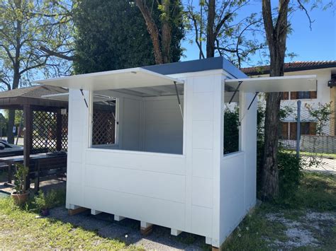 Chiosco bar mobileChi non si informa adeguatamente in anticipo corre il rischio di ricevere chiosco bar mobile che non hanno la funzione desiderata o sono realizzati con materiali di qualità inferiore. Se volete un prodotto che soddisfi al meglio le vostre aspettative, dovreste provare un chiosco bar mobile.
  <p>Per i prodotti si possono trovare test online e confronti tra i prodotti.  I confronti tra i prodotti possono aiutare a confrontare le diverse funzioni o proprietà dei diversi prodotti. Di seguito, spieghiamo perché la ricerca è importante e di cosa si dovrebbe essere consapevoli quando si acquista un articolo.
</p>

<h2>Acquisto di Chiosco bar mobile - criteri importanti</h2>

<p>Una lista di controllo può aiutarti a evitare di dover cercare informazioni sui prodotti su decine di siti web. Di seguito è riportato un esempio di una lista di controllo che può aiutarvi a trovare il prodotto giusto. Importanti criteri di acquisto includono, ad esempio:
</p><ul>
<li>Opinioni dei clienti</li>
<li>Confronti dei prezzi</li>
<li>Dettagli del prodotto</li>
<li>Termini e condizioni di consegna</li>
<li>Domande dei clienti e risposte dei marchi</li>
</ul>
<h2>Qual è l