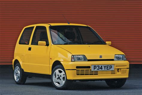 Cinquecento sportingChi non si informa adeguatamente in anticipo corre il rischio di ricevere cinquecento sporting che non hanno la funzione desiderata o sono realizzati con materiali di qualità inferiore. Se volete un prodotto che soddisfi al meglio le vostre aspettative, dovreste provare un cinquecento sporting.
  <p>Per i prodotti si possono trovare test online e confronti tra i prodotti.  I confronti tra i prodotti possono aiutare a confrontare le diverse funzioni o proprietà dei diversi prodotti. Di seguito, spieghiamo perché la ricerca è importante e di cosa si dovrebbe essere consapevoli quando si acquista un articolo.
</p>

<h2>Acquisto di Cinquecento sporting - criteri importanti</h2>

<p>Una lista di controllo può aiutarti a evitare di dover cercare informazioni sui prodotti su decine di siti web. Di seguito è riportato un esempio di una lista di controllo che può aiutarvi a trovare il prodotto giusto. Importanti criteri di acquisto includono, ad esempio:
</p><ul>
<li>Opinioni dei clienti</li>
<li>Confronti dei prezzi</li>
<li>Dettagli del prodotto</li>
<li>Termini e condizioni di consegna</li>
<li>Domande dei clienti e risposte dei marchi</li>
</ul>
<h2>Qual è l
