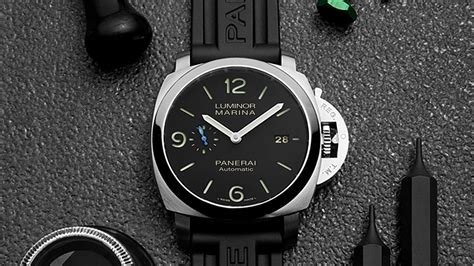 Cinturini 24mmChi non si informa adeguatamente in anticipo corre il rischio di ricevere cinturini 24mm che non hanno la funzione desiderata o sono realizzati con materiali di qualità inferiore. Se volete un prodotto che soddisfi al meglio le vostre aspettative, dovreste provare un cinturini 24mm.
  <p>Per i prodotti si possono trovare test online e confronti tra i prodotti.  I confronti tra i prodotti possono aiutare a confrontare le diverse funzioni o proprietà dei diversi prodotti. Di seguito, spieghiamo perché la ricerca è importante e di cosa si dovrebbe essere consapevoli quando si acquista un articolo.
</p>

<h2>Acquisto di Cinturini 24mm - criteri importanti</h2>

<p>Una lista di controllo può aiutarti a evitare di dover cercare informazioni sui prodotti su decine di siti web. Di seguito è riportato un esempio di una lista di controllo che può aiutarvi a trovare il prodotto giusto. Importanti criteri di acquisto includono, ad esempio:
</p><ul>
<li>Opinioni dei clienti</li>
<li>Confronti dei prezzi</li>
<li>Dettagli del prodotto</li>
<li>Termini e condizioni di consegna</li>
<li>Domande dei clienti e risposte dei marchi</li>
</ul>
<h2>Qual è l