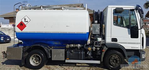 Cisterna carburanteChi non si informa adeguatamente in anticipo corre il rischio di ricevere cisterna carburante che non hanno la funzione desiderata o sono realizzati con materiali di qualità inferiore. Se volete un prodotto che soddisfi al meglio le vostre aspettative, dovreste provare un cisterna carburante.
  <p>Per i prodotti si possono trovare test online e confronti tra i prodotti.  I confronti tra i prodotti possono aiutare a confrontare le diverse funzioni o proprietà dei diversi prodotti. Di seguito, spieghiamo perché la ricerca è importante e di cosa si dovrebbe essere consapevoli quando si acquista un articolo.
</p>

<h2>Acquisto di Cisterna carburante - criteri importanti</h2>

<p>Una lista di controllo può aiutarti a evitare di dover cercare informazioni sui prodotti su decine di siti web. Di seguito è riportato un esempio di una lista di controllo che può aiutarvi a trovare il prodotto giusto. Importanti criteri di acquisto includono, ad esempio:
</p><ul>
<li>Opinioni dei clienti</li>
<li>Confronti dei prezzi</li>
<li>Dettagli del prodotto</li>
<li>Termini e condizioni di consegna</li>
<li>Domande dei clienti e risposte dei marchi</li>
</ul>
<h2>Qual è l