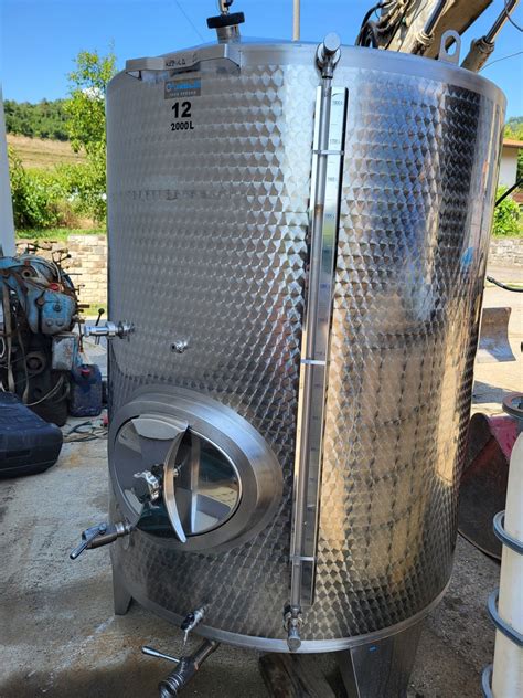 Cisterna inox 1000Chi non si informa adeguatamente in anticipo corre il rischio di ricevere cisterna inox 1000 che non hanno la funzione desiderata o sono realizzati con materiali di qualità inferiore. Se volete un prodotto che soddisfi al meglio le vostre aspettative, dovreste provare un cisterna inox 1000.
  <p>Per i prodotti si possono trovare test online e confronti tra i prodotti.  I confronti tra i prodotti possono aiutare a confrontare le diverse funzioni o proprietà dei diversi prodotti. Di seguito, spieghiamo perché la ricerca è importante e di cosa si dovrebbe essere consapevoli quando si acquista un articolo.
</p>

<h2>Acquisto di Cisterna inox 1000 - criteri importanti</h2>

<p>Una lista di controllo può aiutarti a evitare di dover cercare informazioni sui prodotti su decine di siti web. Di seguito è riportato un esempio di una lista di controllo che può aiutarvi a trovare il prodotto giusto. Importanti criteri di acquisto includono, ad esempio:
</p><ul>
<li>Opinioni dei clienti</li>
<li>Confronti dei prezzi</li>
<li>Dettagli del prodotto</li>
<li>Termini e condizioni di consegna</li>
<li>Domande dei clienti e risposte dei marchi</li>
</ul>
<h2>Qual è l