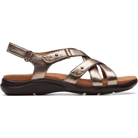 Clarks sandali donnaChi non si informa adeguatamente in anticipo corre il rischio di ricevere clarks sandali donna che non hanno la funzione desiderata o sono realizzati con materiali di qualità inferiore. Se volete un prodotto che soddisfi al meglio le vostre aspettative, dovreste provare un clarks sandali donna.
  <p>Per i prodotti si possono trovare test online e confronti tra i prodotti.  I confronti tra i prodotti possono aiutare a confrontare le diverse funzioni o proprietà dei diversi prodotti. Di seguito, spieghiamo perché la ricerca è importante e di cosa si dovrebbe essere consapevoli quando si acquista un articolo.
</p>

<h2>Acquisto di Clarks sandali donna - criteri importanti</h2>

<p>Una lista di controllo può aiutarti a evitare di dover cercare informazioni sui prodotti su decine di siti web. Di seguito è riportato un esempio di una lista di controllo che può aiutarvi a trovare il prodotto giusto. Importanti criteri di acquisto includono, ad esempio:
</p><ul>
<li>Opinioni dei clienti</li>
<li>Confronti dei prezzi</li>
<li>Dettagli del prodotto</li>
<li>Termini e condizioni di consegna</li>
<li>Domande dei clienti e risposte dei marchi</li>
</ul>
<h2>Qual è l