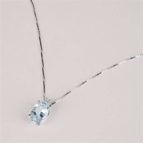 Collana argento stroili oroChi non si informa adeguatamente in anticipo corre il rischio di ricevere collana argento stroili oro che non hanno la funzione desiderata o sono realizzati con materiali di qualità inferiore. Se volete un prodotto che soddisfi al meglio le vostre aspettative, dovreste provare un collana argento stroili oro.
  <p>Per i prodotti si possono trovare test online e confronti tra i prodotti.  I confronti tra i prodotti possono aiutare a confrontare le diverse funzioni o proprietà dei diversi prodotti. Di seguito, spieghiamo perché la ricerca è importante e di cosa si dovrebbe essere consapevoli quando si acquista un articolo.
</p>

<h2>Acquisto di Collana argento stroili oro - criteri importanti</h2>

<p>Una lista di controllo può aiutarti a evitare di dover cercare informazioni sui prodotti su decine di siti web. Di seguito è riportato un esempio di una lista di controllo che può aiutarvi a trovare il prodotto giusto. Importanti criteri di acquisto includono, ad esempio:
</p><ul>
<li>Opinioni dei clienti</li>
<li>Confronti dei prezzi</li>
<li>Dettagli del prodotto</li>
<li>Termini e condizioni di consegna</li>
<li>Domande dei clienti e risposte dei marchi</li>
</ul>
<h2>Qual è l