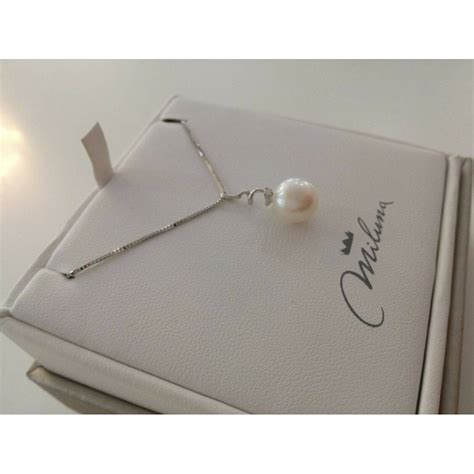 Collana milunaChi non si informa adeguatamente in anticipo corre il rischio di ricevere collana miluna che non hanno la funzione desiderata o sono realizzati con materiali di qualità inferiore. Se volete un prodotto che soddisfi al meglio le vostre aspettative, dovreste provare un collana miluna.
  <p>Per i prodotti si possono trovare test online e confronti tra i prodotti.  I confronti tra i prodotti possono aiutare a confrontare le diverse funzioni o proprietà dei diversi prodotti. Di seguito, spieghiamo perché la ricerca è importante e di cosa si dovrebbe essere consapevoli quando si acquista un articolo.
</p>

<h2>Acquisto di Collana miluna - criteri importanti</h2>

<p>Una lista di controllo può aiutarti a evitare di dover cercare informazioni sui prodotti su decine di siti web. Di seguito è riportato un esempio di una lista di controllo che può aiutarvi a trovare il prodotto giusto. Importanti criteri di acquisto includono, ad esempio:
</p><ul>
<li>Opinioni dei clienti</li>
<li>Confronti dei prezzi</li>
<li>Dettagli del prodotto</li>
<li>Termini e condizioni di consegna</li>
<li>Domande dei clienti e risposte dei marchi</li>
</ul>
<h2>Qual è l
