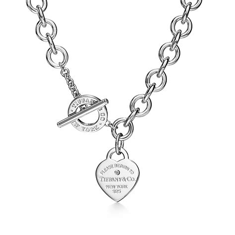 Collana tiffanyChi non si informa adeguatamente in anticipo corre il rischio di ricevere collana tiffany che non hanno la funzione desiderata o sono realizzati con materiali di qualità inferiore. Se volete un prodotto che soddisfi al meglio le vostre aspettative, dovreste provare un collana tiffany.
  <p>Per i prodotti si possono trovare test online e confronti tra i prodotti.  I confronti tra i prodotti possono aiutare a confrontare le diverse funzioni o proprietà dei diversi prodotti. Di seguito, spieghiamo perché la ricerca è importante e di cosa si dovrebbe essere consapevoli quando si acquista un articolo.
</p>

<h2>Acquisto di Collana tiffany - criteri importanti</h2>

<p>Una lista di controllo può aiutarti a evitare di dover cercare informazioni sui prodotti su decine di siti web. Di seguito è riportato un esempio di una lista di controllo che può aiutarvi a trovare il prodotto giusto. Importanti criteri di acquisto includono, ad esempio:
</p><ul>
<li>Opinioni dei clienti</li>
<li>Confronti dei prezzi</li>
<li>Dettagli del prodotto</li>
<li>Termini e condizioni di consegna</li>
<li>Domande dei clienti e risposte dei marchi</li>
</ul>
<h2>Qual è l