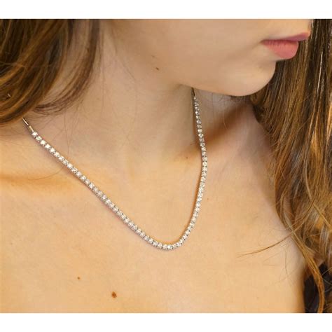 Collane con diamantiChi non si informa adeguatamente in anticipo corre il rischio di ricevere collane con diamanti che non hanno la funzione desiderata o sono realizzati con materiali di qualità inferiore. Se volete un prodotto che soddisfi al meglio le vostre aspettative, dovreste provare un collane con diamanti.
  <p>Per i prodotti si possono trovare test online e confronti tra i prodotti.  I confronti tra i prodotti possono aiutare a confrontare le diverse funzioni o proprietà dei diversi prodotti. Di seguito, spieghiamo perché la ricerca è importante e di cosa si dovrebbe essere consapevoli quando si acquista un articolo.
</p>

<h2>Acquisto di Collane con diamanti - criteri importanti</h2>

<p>Una lista di controllo può aiutarti a evitare di dover cercare informazioni sui prodotti su decine di siti web. Di seguito è riportato un esempio di una lista di controllo che può aiutarvi a trovare il prodotto giusto. Importanti criteri di acquisto includono, ad esempio:
</p><ul>
<li>Opinioni dei clienti</li>
<li>Confronti dei prezzi</li>
<li>Dettagli del prodotto</li>
<li>Termini e condizioni di consegna</li>
<li>Domande dei clienti e risposte dei marchi</li>
</ul>
<h2>Qual è l