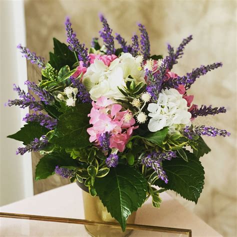 Composizione lavandaChi non si informa adeguatamente in anticipo corre il rischio di ricevere composizione lavanda che non hanno la funzione desiderata o sono realizzati con materiali di qualità inferiore. Se volete un prodotto che soddisfi al meglio le vostre aspettative, dovreste provare un composizione lavanda.
  <p>Per i prodotti si possono trovare test online e confronti tra i prodotti.  I confronti tra i prodotti possono aiutare a confrontare le diverse funzioni o proprietà dei diversi prodotti. Di seguito, spieghiamo perché la ricerca è importante e di cosa si dovrebbe essere consapevoli quando si acquista un articolo.
</p>

<h2>Acquisto di Composizione lavanda - criteri importanti</h2>

<p>Una lista di controllo può aiutarti a evitare di dover cercare informazioni sui prodotti su decine di siti web. Di seguito è riportato un esempio di una lista di controllo che può aiutarvi a trovare il prodotto giusto. Importanti criteri di acquisto includono, ad esempio:
</p><ul>
<li>Opinioni dei clienti</li>
<li>Confronti dei prezzi</li>
<li>Dettagli del prodotto</li>
<li>Termini e condizioni di consegna</li>
<li>Domande dei clienti e risposte dei marchi</li>
</ul>
<h2>Qual è l