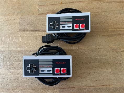 Controller nintendo originaleChi non si informa adeguatamente in anticipo corre il rischio di ricevere controller nintendo originale che non hanno la funzione desiderata o sono realizzati con materiali di qualità inferiore. Se volete un prodotto che soddisfi al meglio le vostre aspettative, dovreste provare un controller nintendo originale.
  <p>Per i prodotti si possono trovare test online e confronti tra i prodotti.  I confronti tra i prodotti possono aiutare a confrontare le diverse funzioni o proprietà dei diversi prodotti. Di seguito, spieghiamo perché la ricerca è importante e di cosa si dovrebbe essere consapevoli quando si acquista un articolo.
</p>

<h2>Acquisto di Controller nintendo originale - criteri importanti</h2>

<p>Una lista di controllo può aiutarti a evitare di dover cercare informazioni sui prodotti su decine di siti web. Di seguito è riportato un esempio di una lista di controllo che può aiutarvi a trovare il prodotto giusto. Importanti criteri di acquisto includono, ad esempio:
</p><ul>
<li>Opinioni dei clienti</li>
<li>Confronti dei prezzi</li>
<li>Dettagli del prodotto</li>
<li>Termini e condizioni di consegna</li>
<li>Domande dei clienti e risposte dei marchi</li>
</ul>
<h2>Qual è l